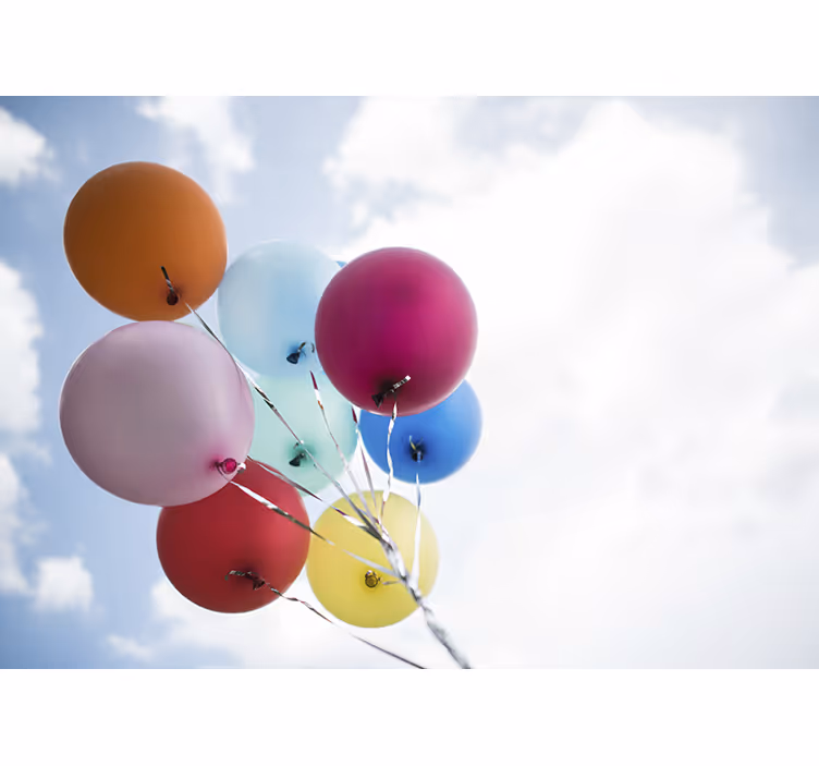 Rullegardin barn fargerike ballonger med himmel - Tenstickers
