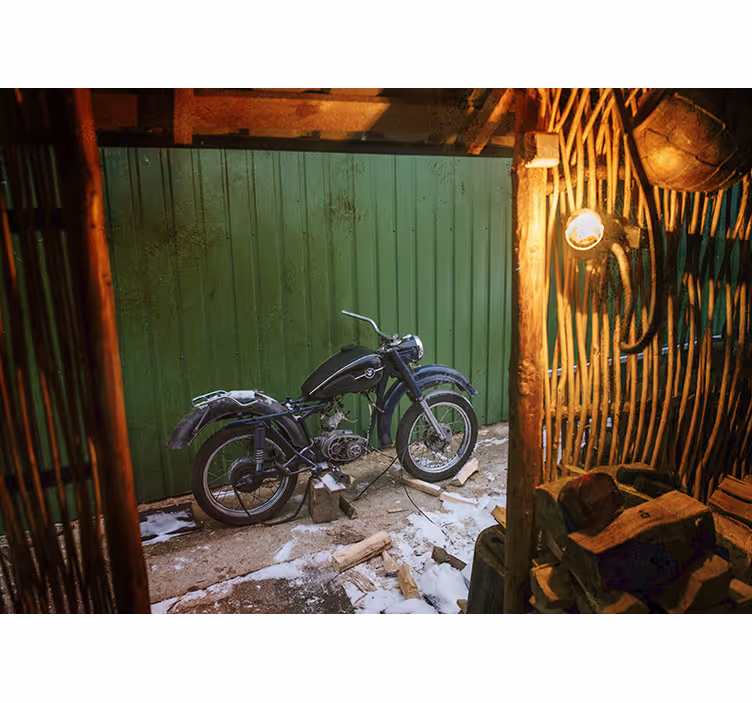 Vintage workshop motorsykkel fototapet - Tenstickers