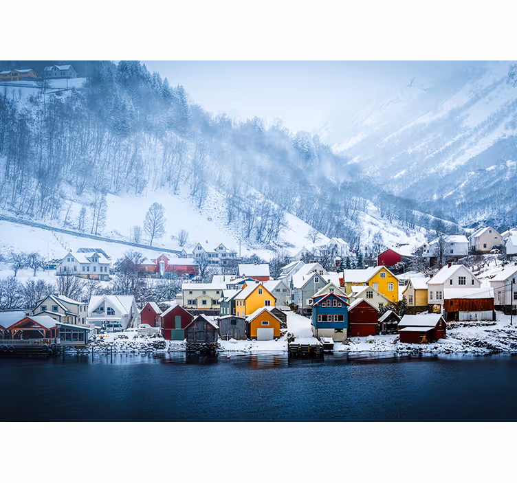 Norsk landskap snødekte fjell fototapet natur - Tenstickers