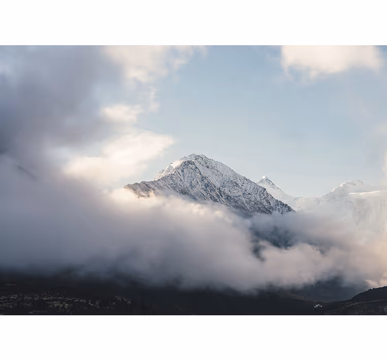 Fototapet fjell storslåtte frostige toppene - Tenstickers