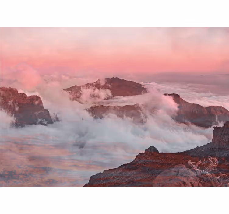 Fototapet landskap med fjellaktige rosa skyer - Tenstickers