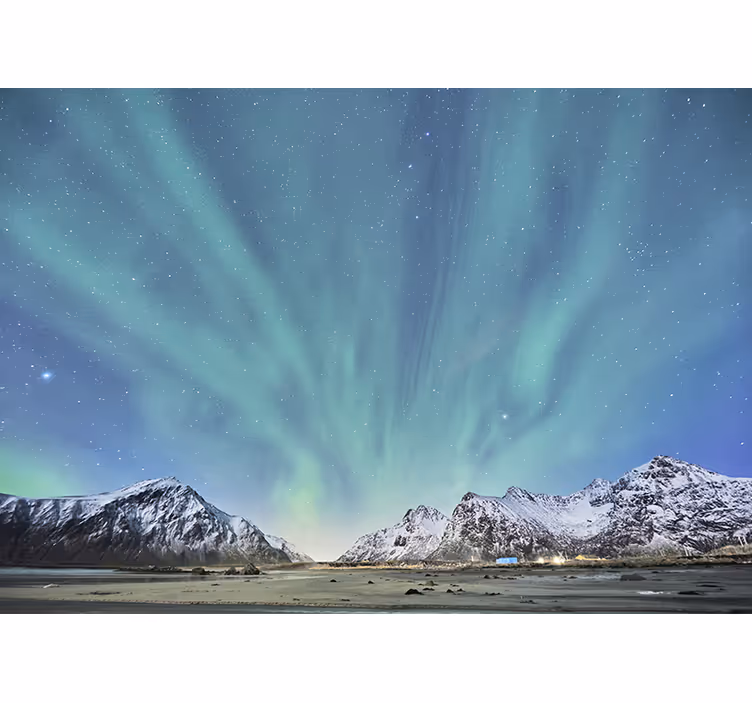 Nordlys i fjell fototapet ungdom - Tenstickers
