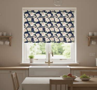 Rullegardin kjøkken med vintage rosemønster på blå bakgrunn - Tenstickers