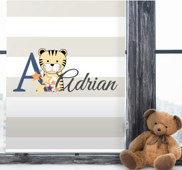 Baby tiger med navn og initial rullegardin barn - Tenstickers
