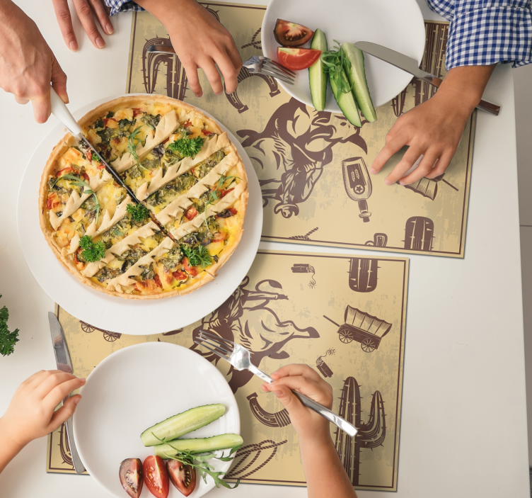 Cowboy rir på en okse barn spisebrikker - Tenstickers