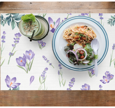 Lilla blomster med vann originale spisebrikke - Tenstickers