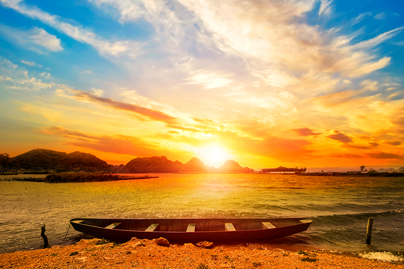 Spisebrikke moderne solnedgang over elv - Tenstickers