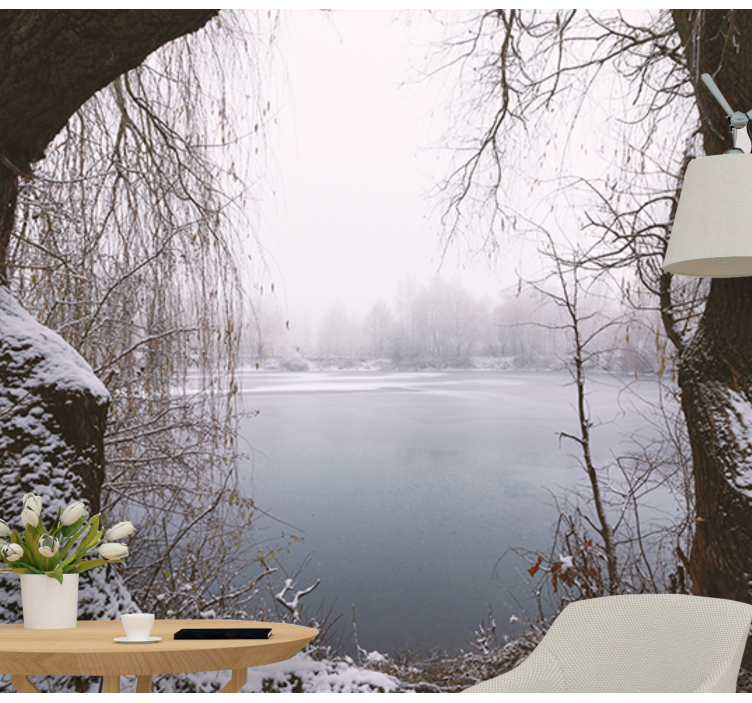 Utsikt over frossen innsjø fototapet fjell - Tenstickers