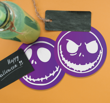 Halloween underlag med hodeskalleansikter - Tenstickers