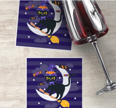 Søt katt på en kosteskaft som kaster godteri Halloween underlag - Tenstickers