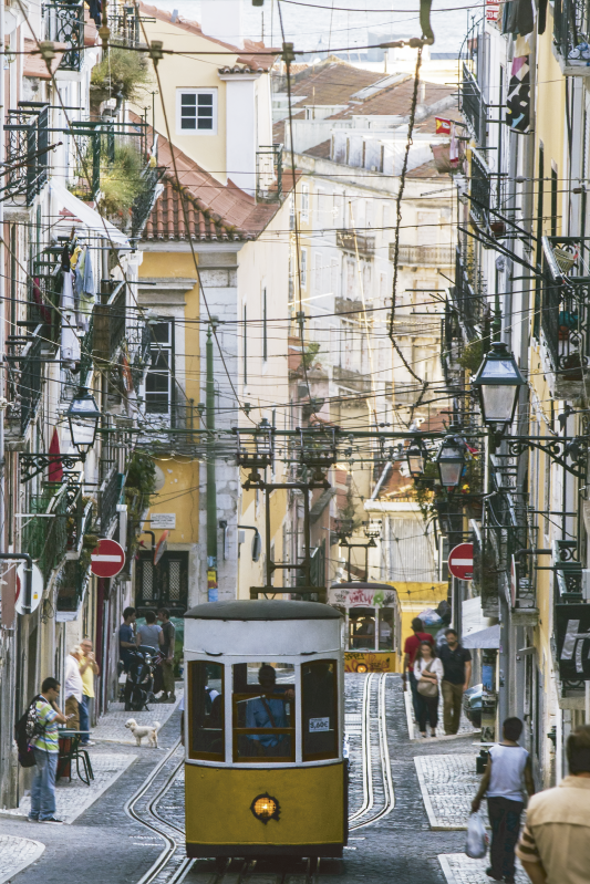 Landskapsplakat trikk i lisboa - Tenstickers
