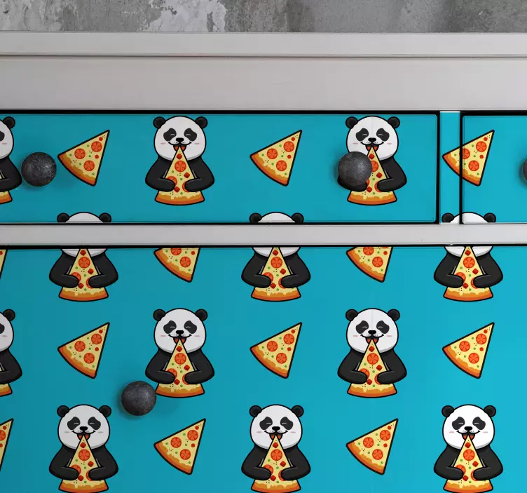 Panda spiser pizza møbler klistremerke - Tenstickers