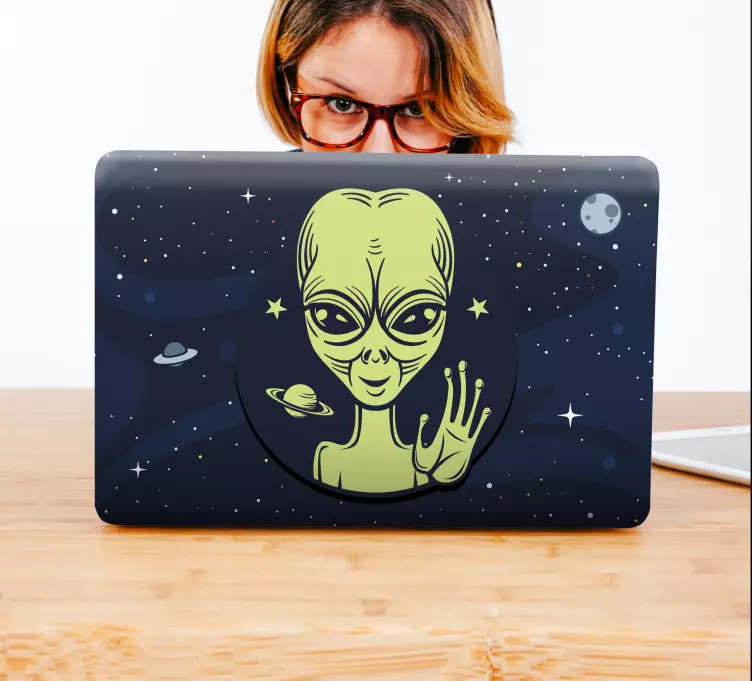 Søt baby alien kikke laptop sticker - Tenstickers