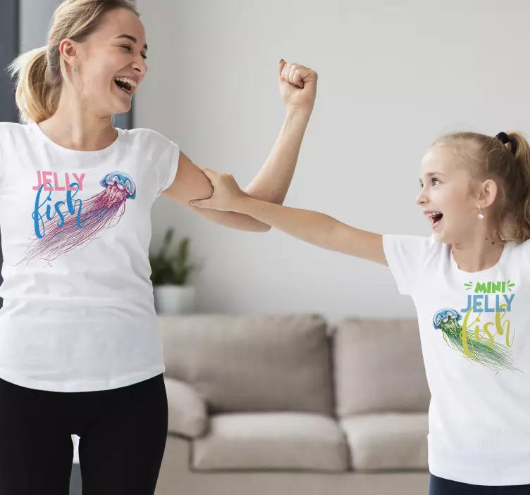 Realistisk håndtegning maneter - Tenstickers