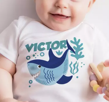 Babyhai med navnet baby-t-skjorte - Tenstickers